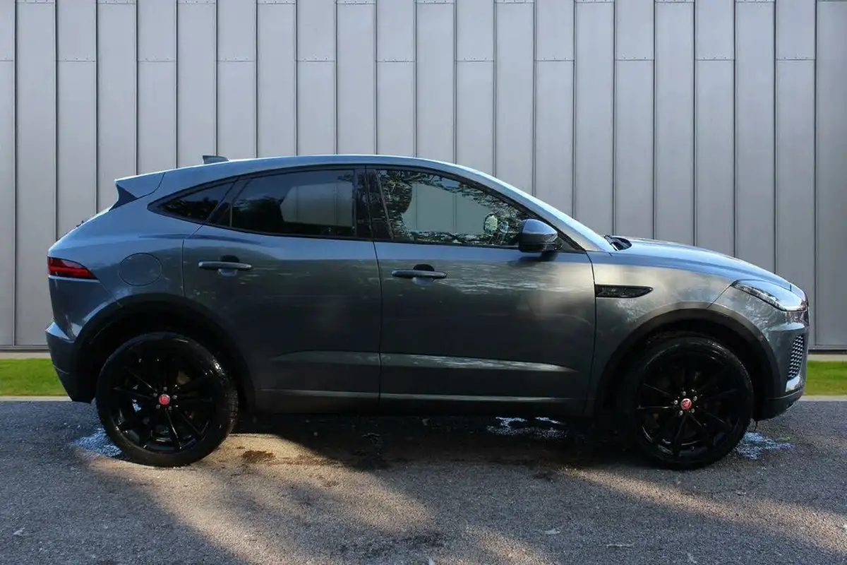 2019-jaguar-e-pace-20-i4-r-dynamic-s-200ps-big-6