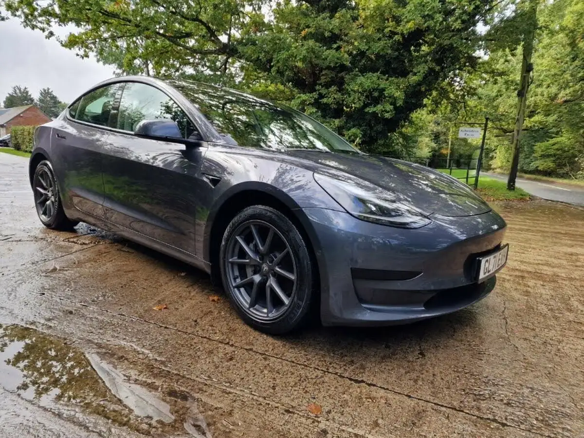 2021-tesla-model-3-e-standard-plus-big-18
