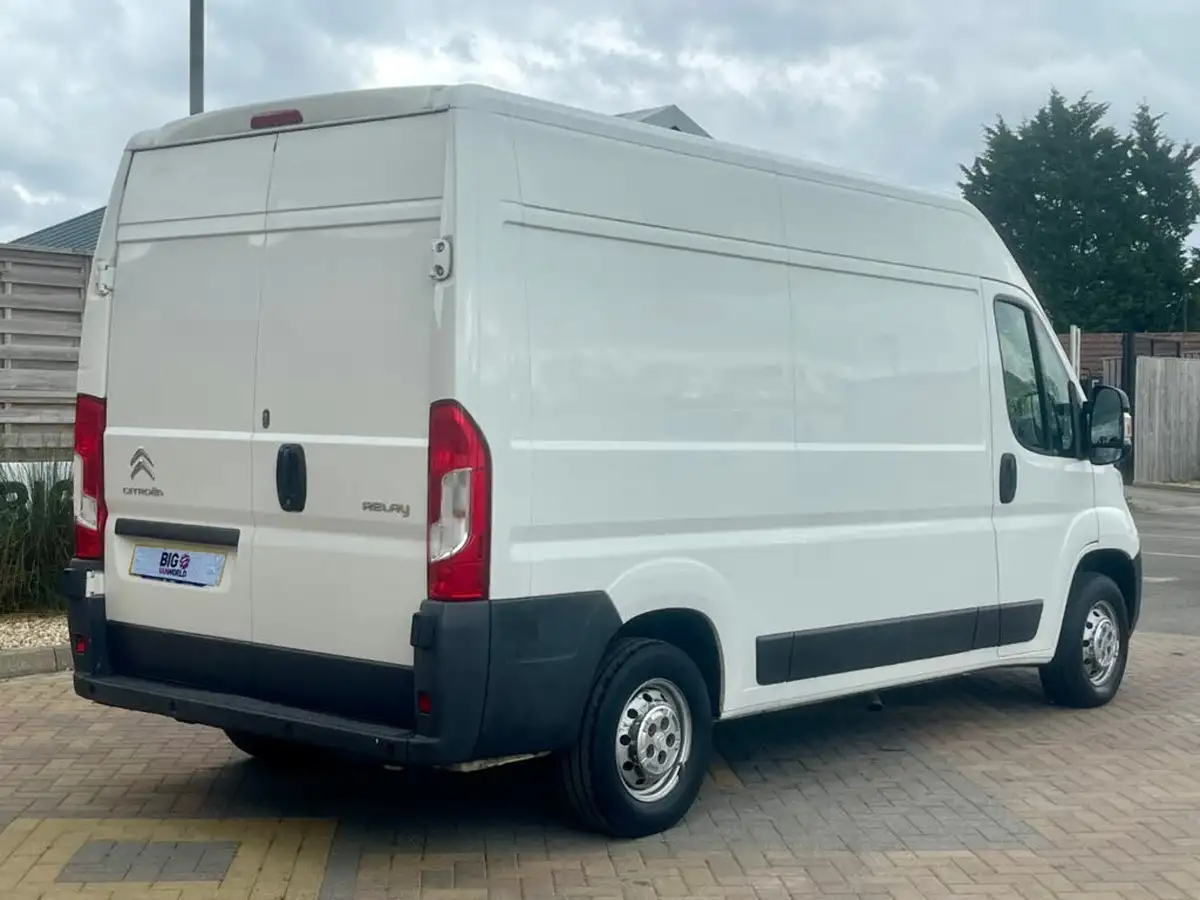 2018-citroen-relay-20bluehdi-35-l2h2-big-5