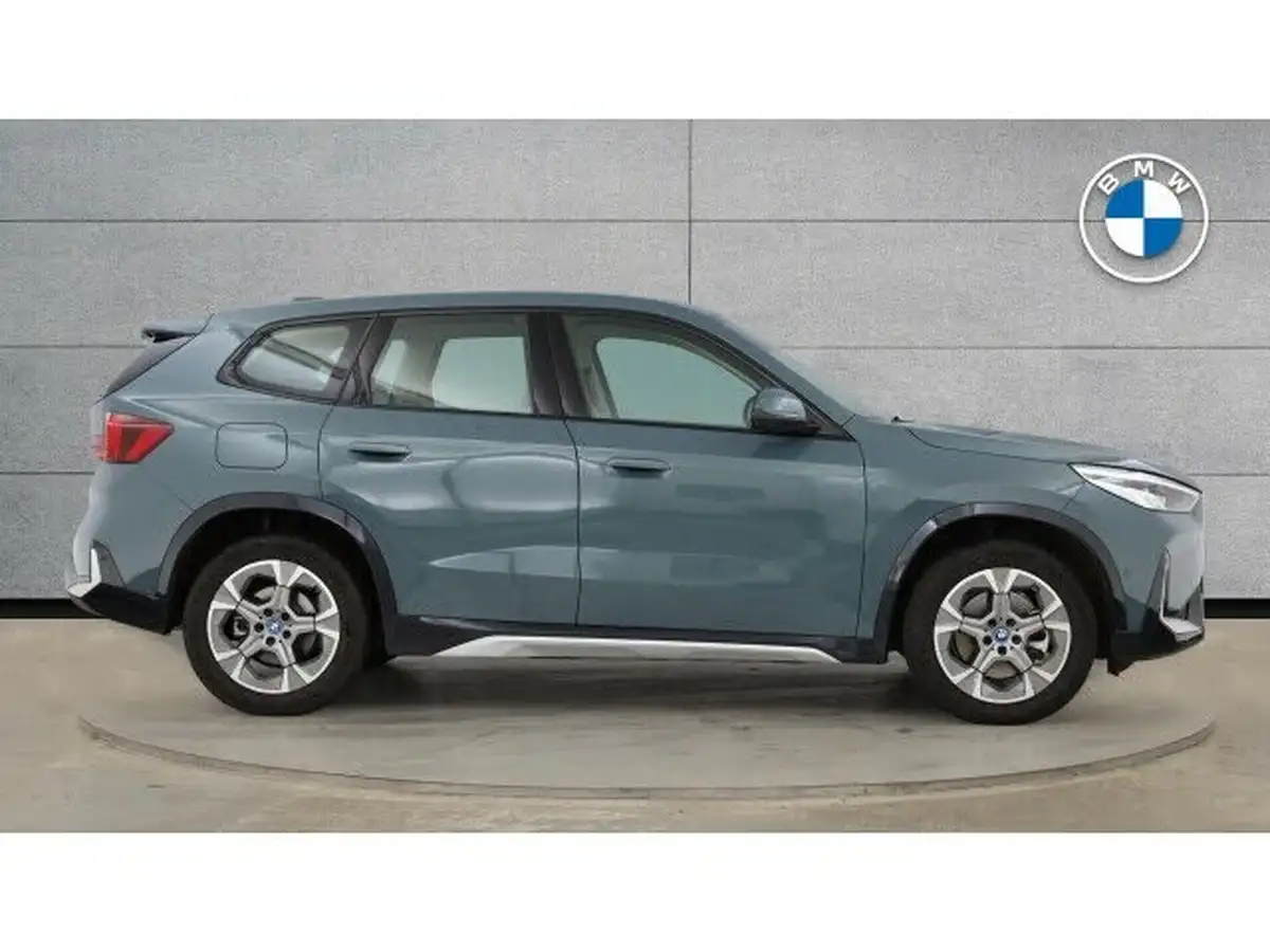 2024-bmw-x1-15-xdrive25e-xline-big-2
