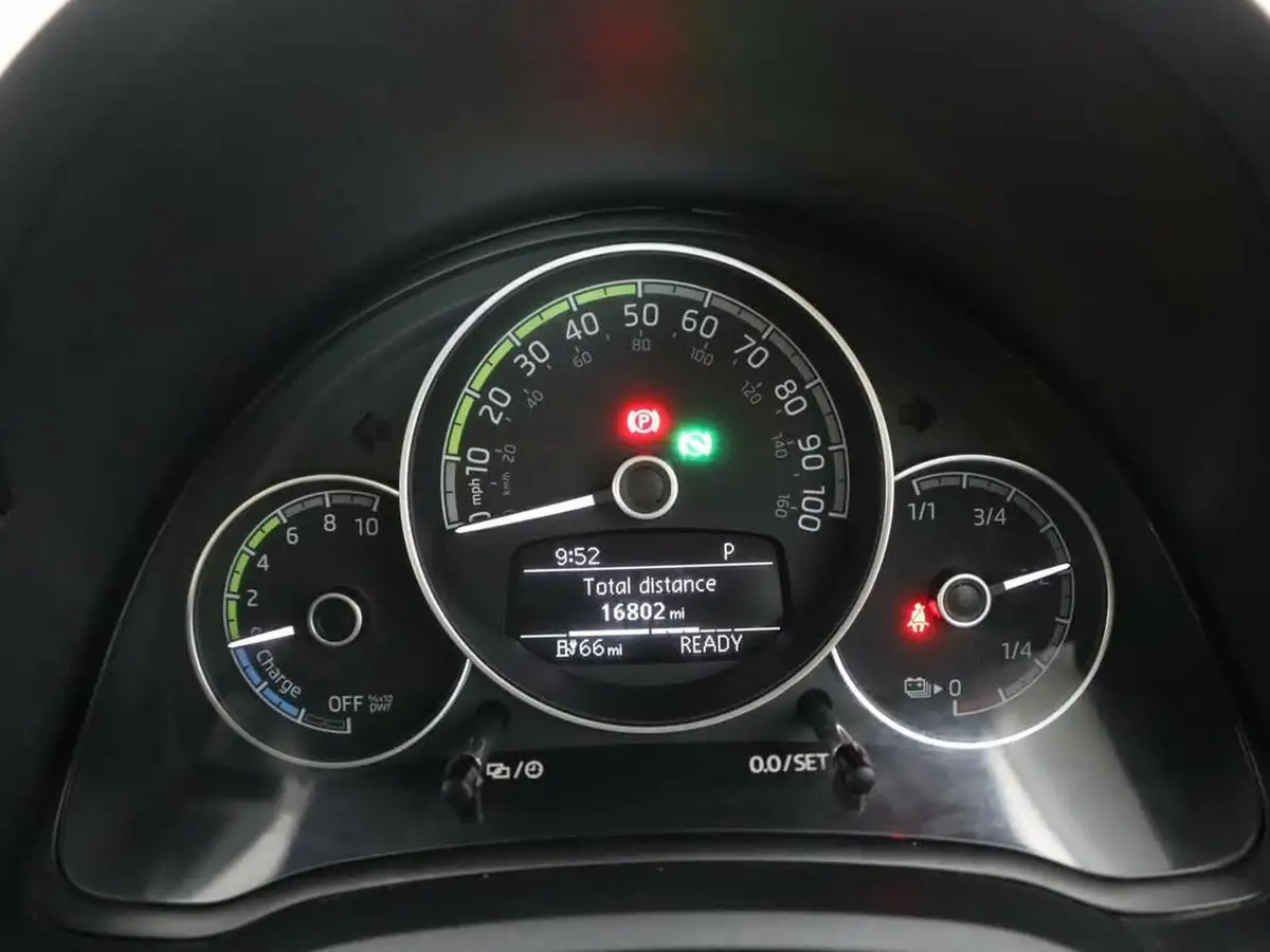 2021-skoda-citigo-e-se-big-16