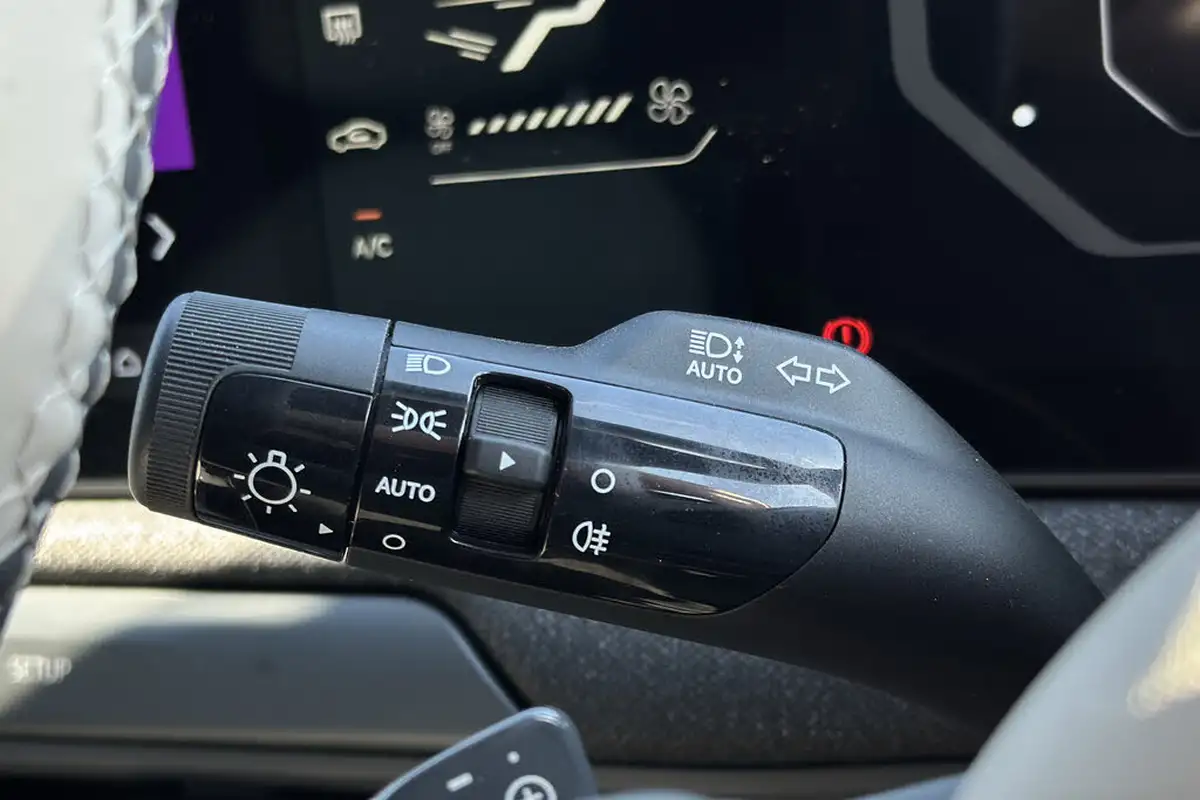 2024-kia-ev3-e-gt-line-s-big-33
