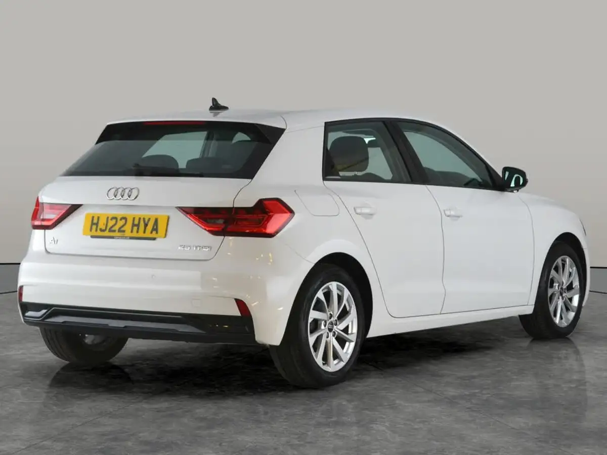 2022-audi-a1-10-25-tfsi-sport-big-10
