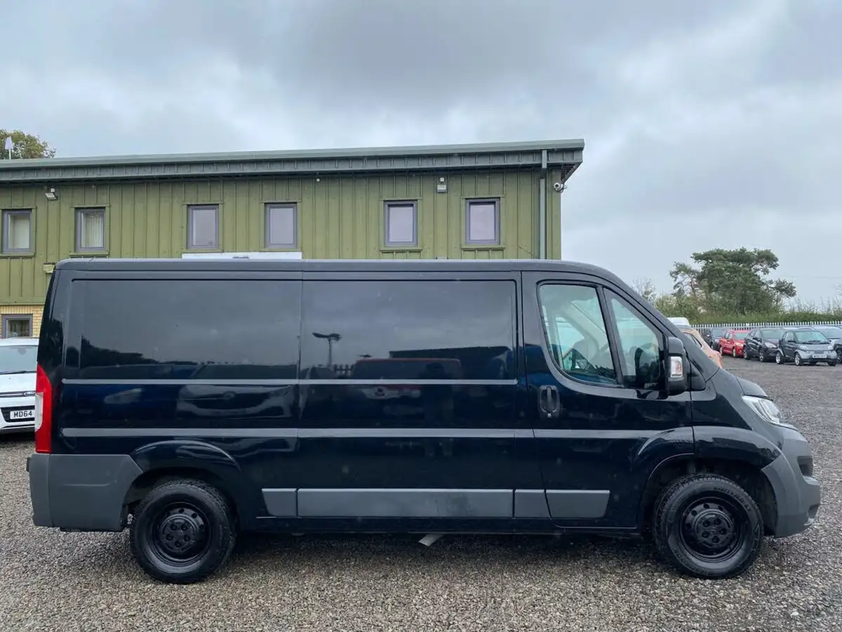 2017-citroen-relay-20bluehdi-35-l2h1-enterprise-big-18