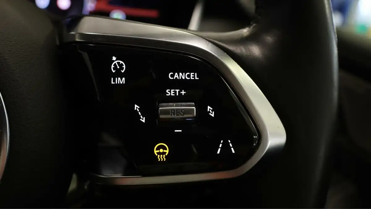 2019-jaguar-i-pace-ev400-hse-big-24