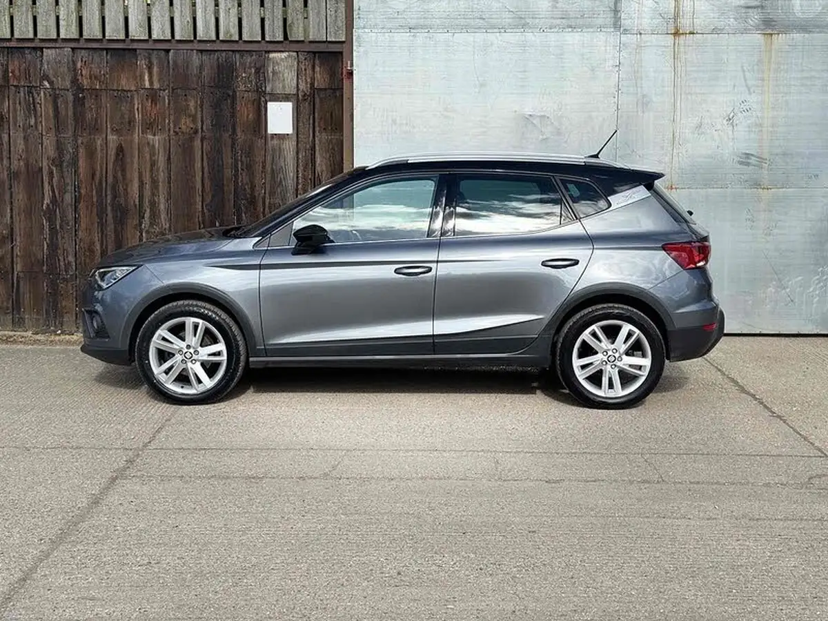 2018-seat-arona-10-tsi-fr-big-3