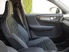 2022-volvo-xc40-20-b4-plus-awd-small-17