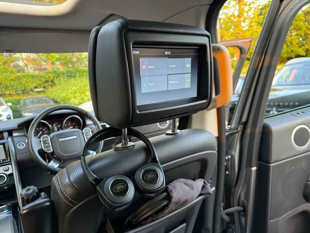 2017-land-rover-discovery-30td6-first-edition-big-50