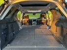 2017-land-rover-discovery-30td6-first-edition-small-13