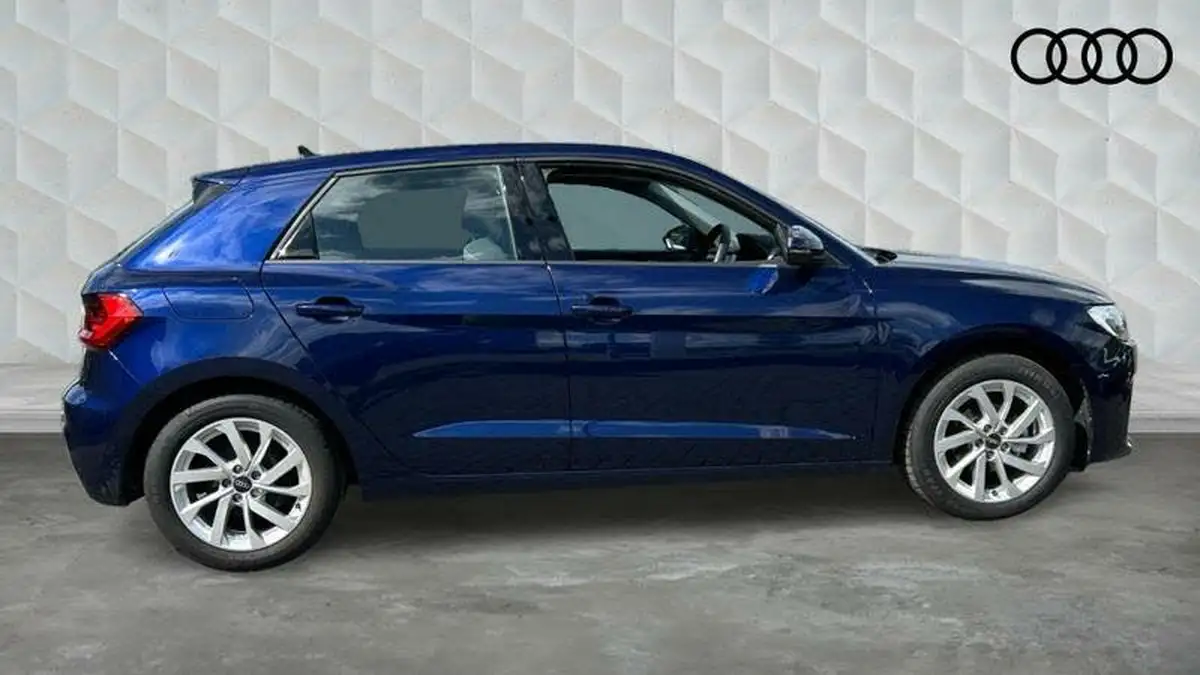 2024-audi-a1-10-25-tfsi-sport-s-tronic-big-3