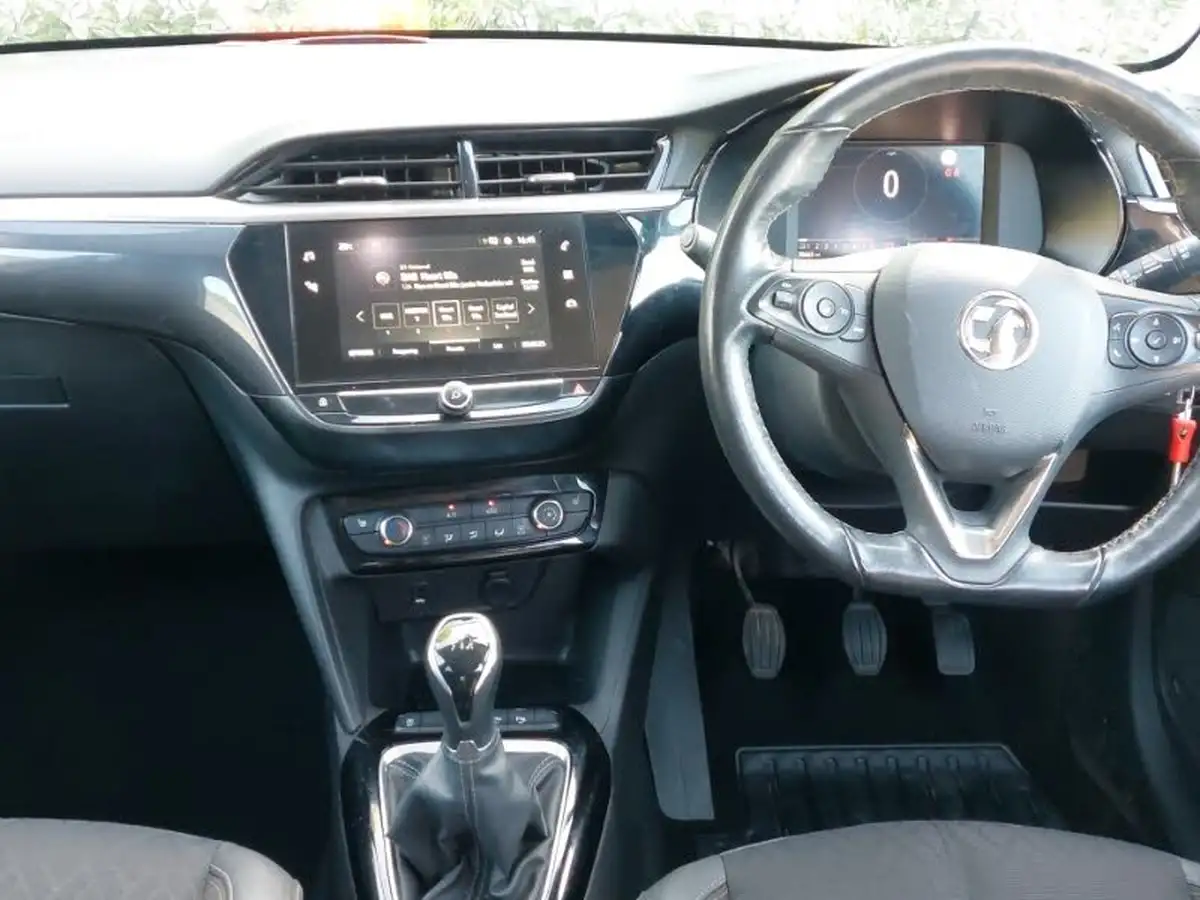 2021-vauxhall-corsa-12i-elite-nav-big-6