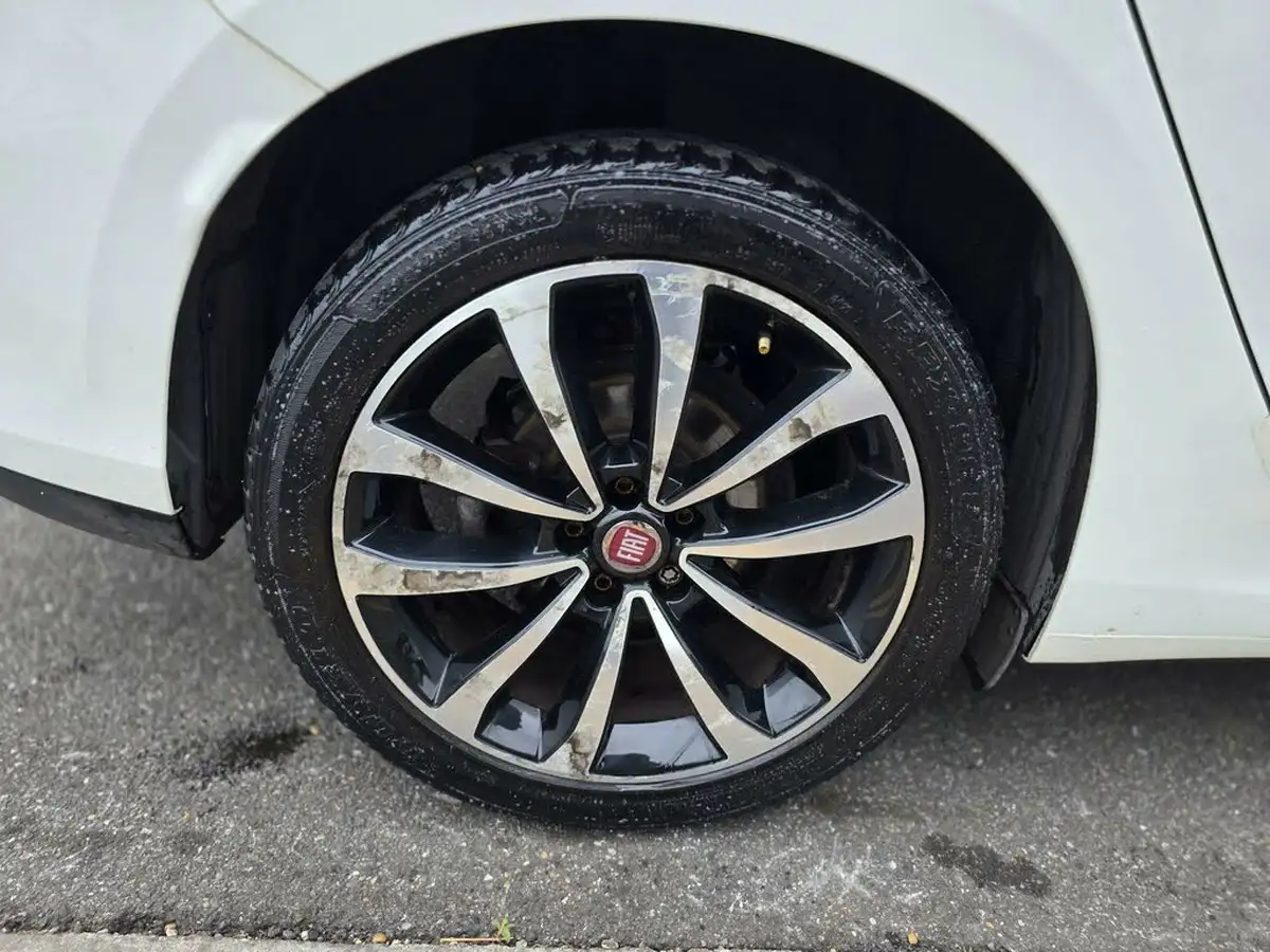 2017-fiat-tipo-14-tjet-lounge-hatchback-big-45