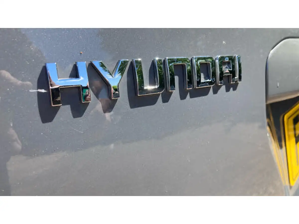 2022-hyundai-kona-16-gdi-premium-big-42