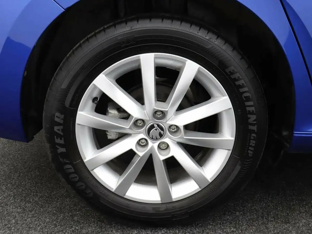 2022-skoda-scala-10-tsi-s-big-6