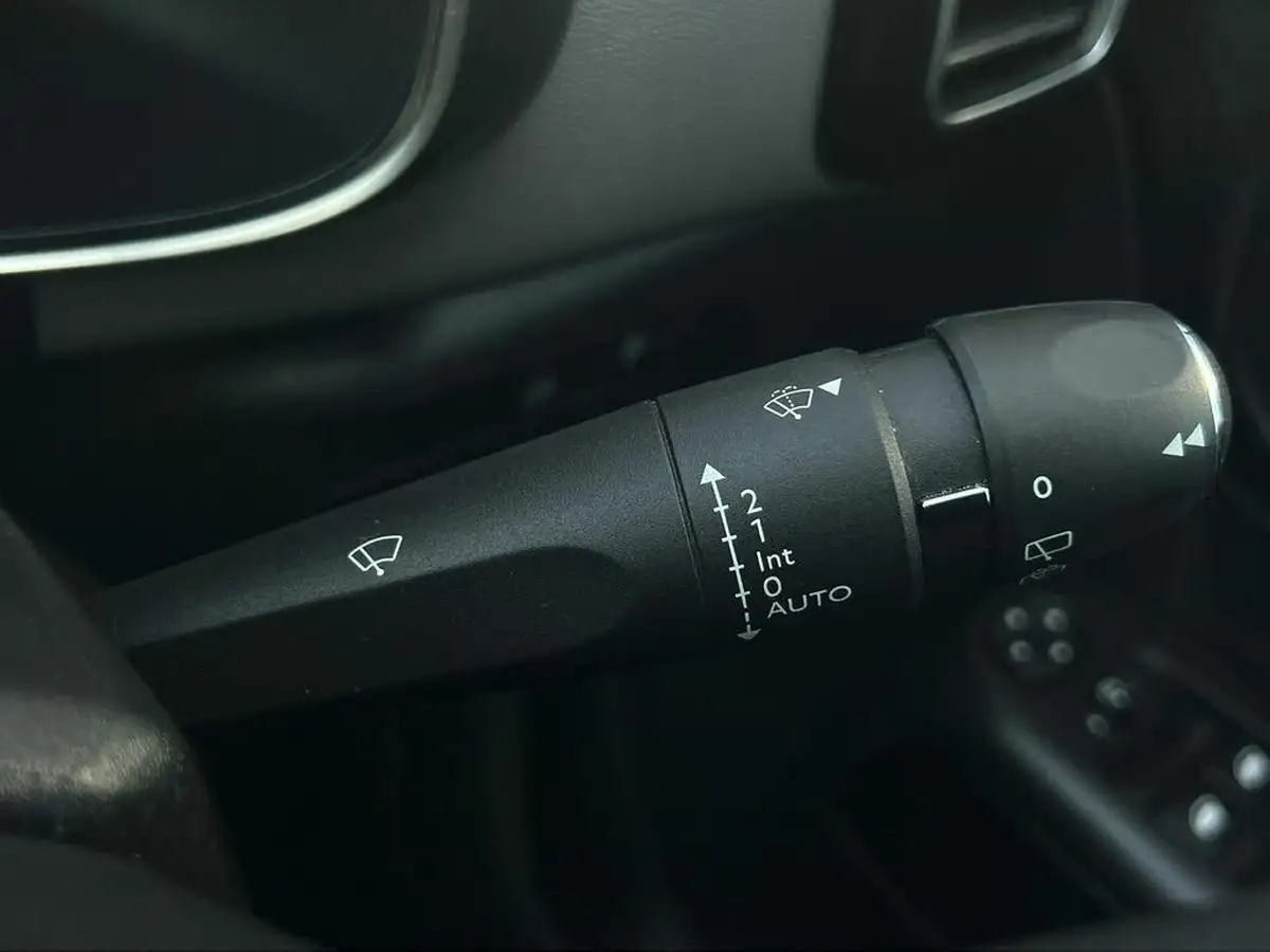 2022-citroen-c5-aircross-12-puretech-shine-ss-big-42
