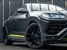 2022-lamborghini-urus-40-no-trim-small-11