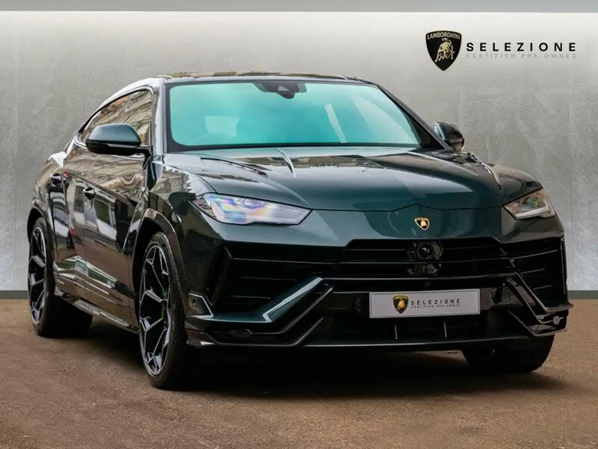 2024-lamborghini-urus-40-no-trim-big-0