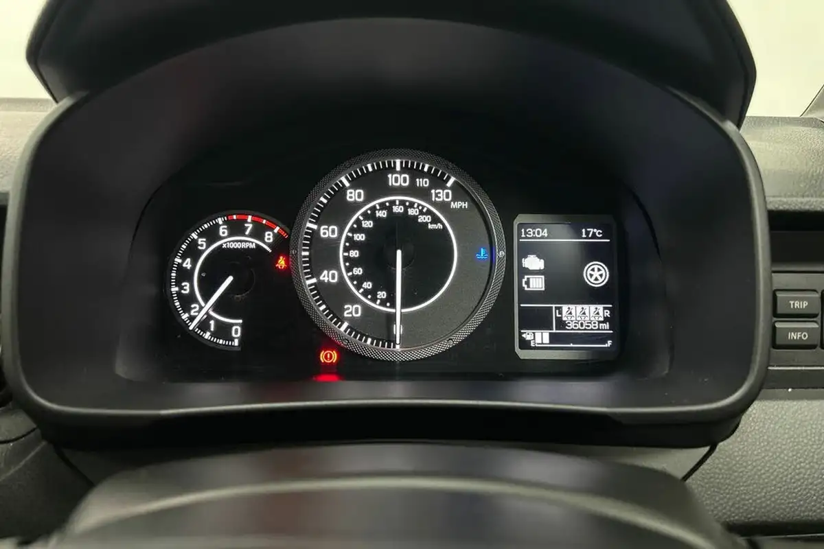 2021-suzuki-ignis-12-dualjet-sz3-big-9