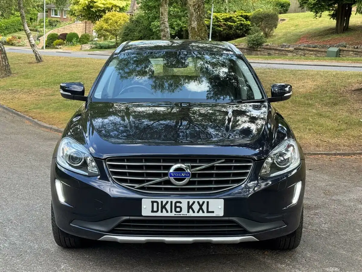 2016-volvo-xc60-24td-d4-se-lux-geartronic-big-74