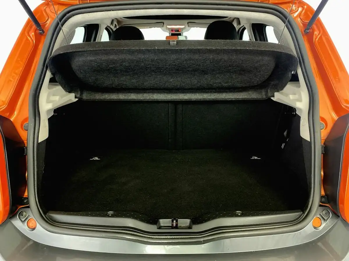 2015-smart-forfour-09-edition-1-big-26