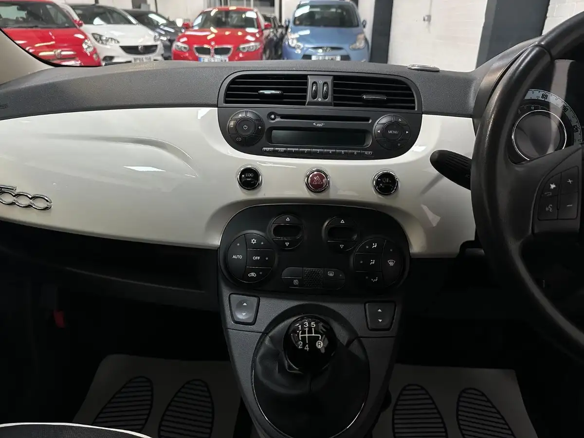 2015-fiat-500-09-lounge-85bhp-twinair-ss-big-26