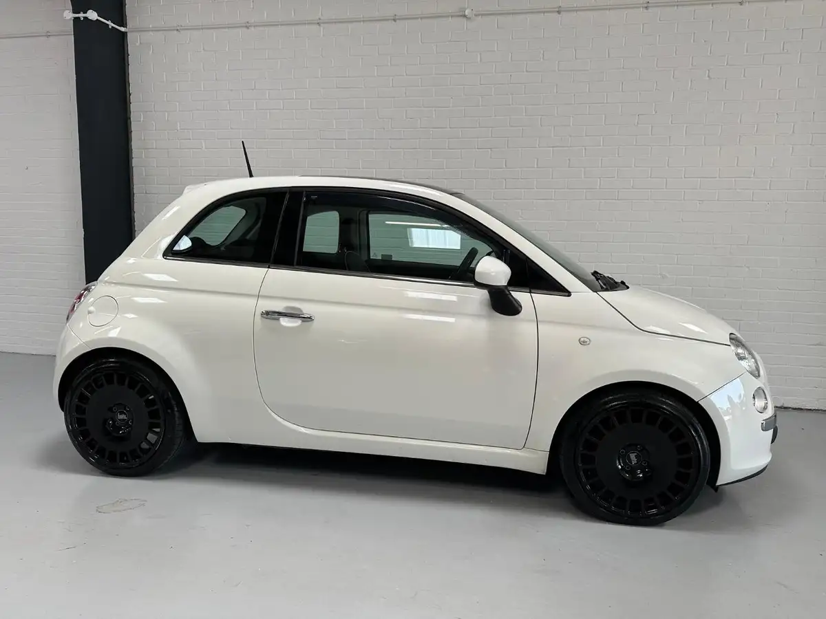 2015-fiat-500-09-lounge-85bhp-twinair-ss-big-2