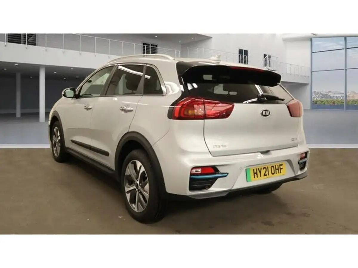 2021-kia-e-niro-ev-3-big-6