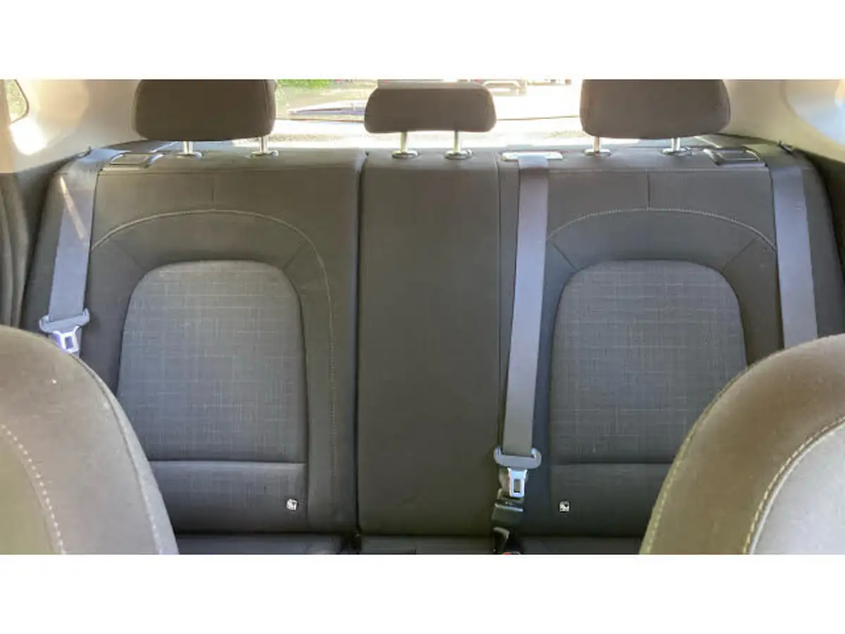 2022-hyundai-kona-16-gdi-premium-big-14