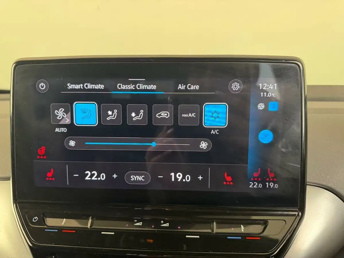 2021-volkswagen-id4-e-first-edition-big-38