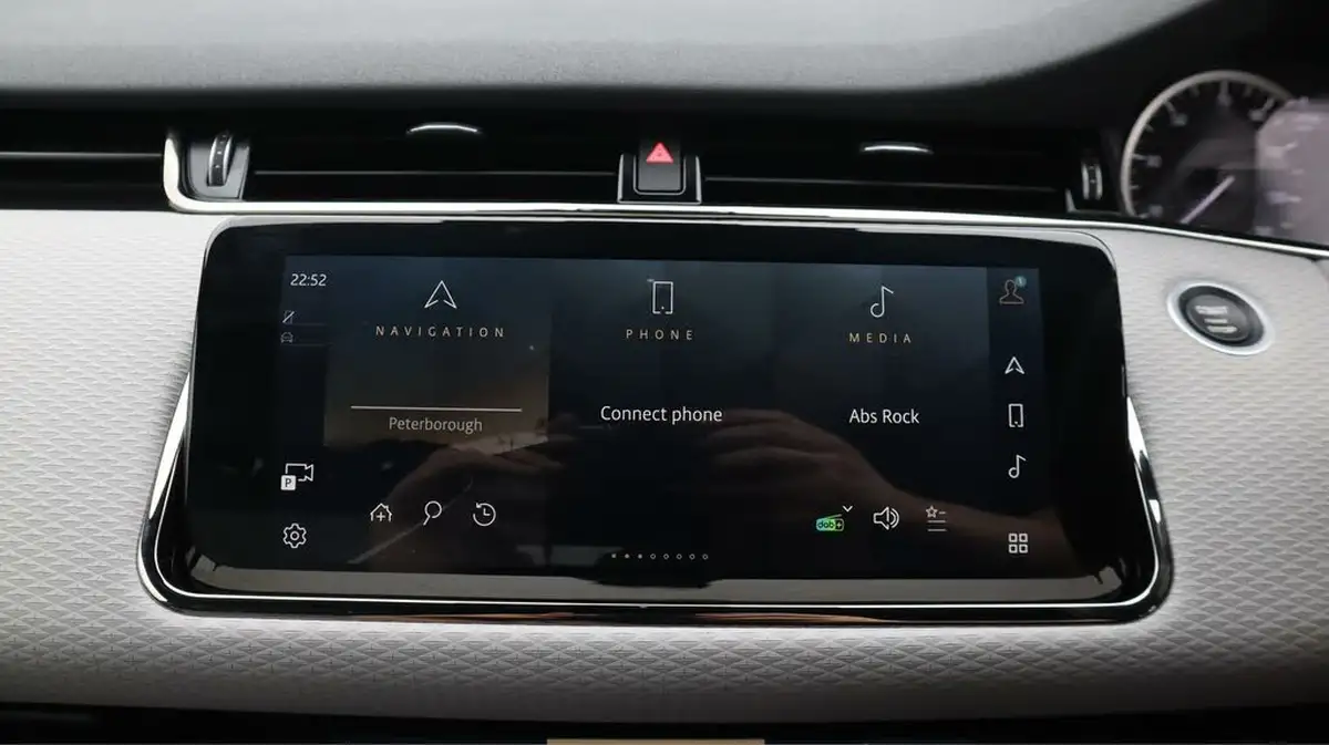2022-land-rover-range-rover-evoque-20-d200-r-dynamic-s-big-11