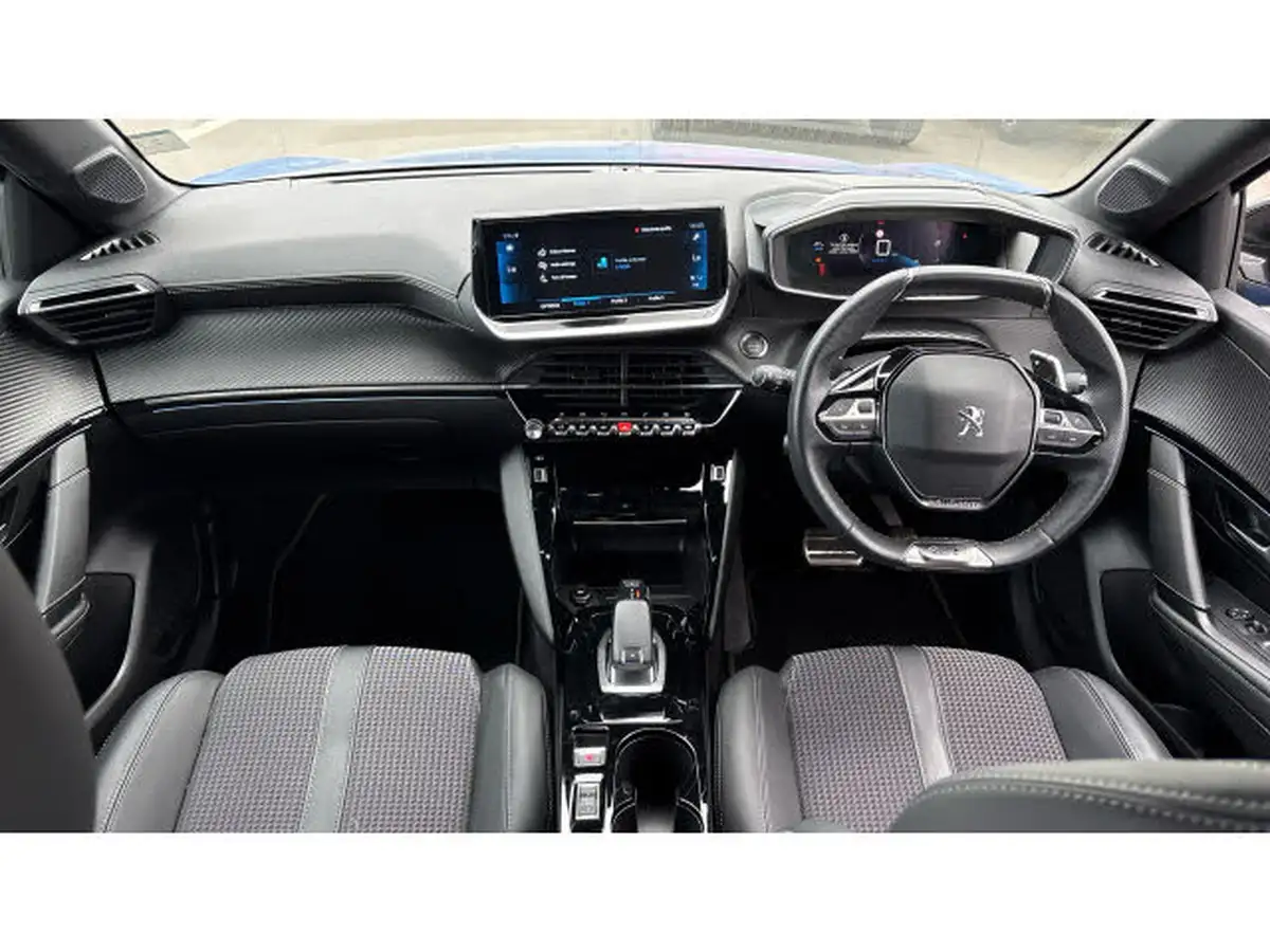 2022-peugeot-208-12-puretech-gt-100bhp-eat8-big-9