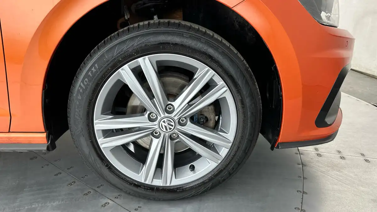 2019-volkswagen-polo-10-tsi-r-line-115ps-big-26