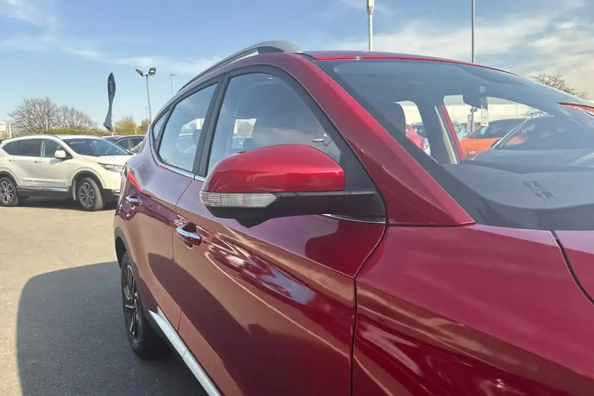 2023-mg-zs-suv-15-vti-tech-exclusive-big-19