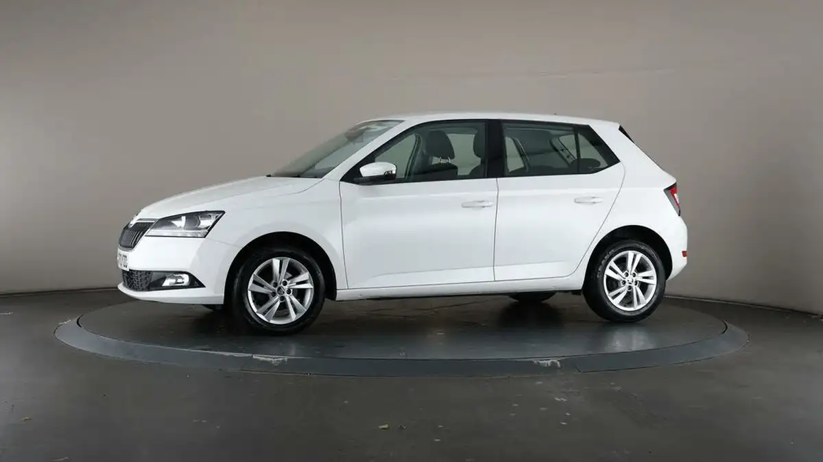 2020-skoda-fabia-10-mpi-se-60ps-hatchback-big-37