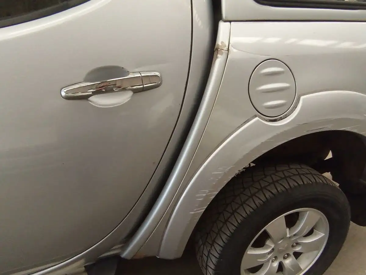 2010-mitsubishi-l200-25td-warrior-double-pickup-auto-big-5