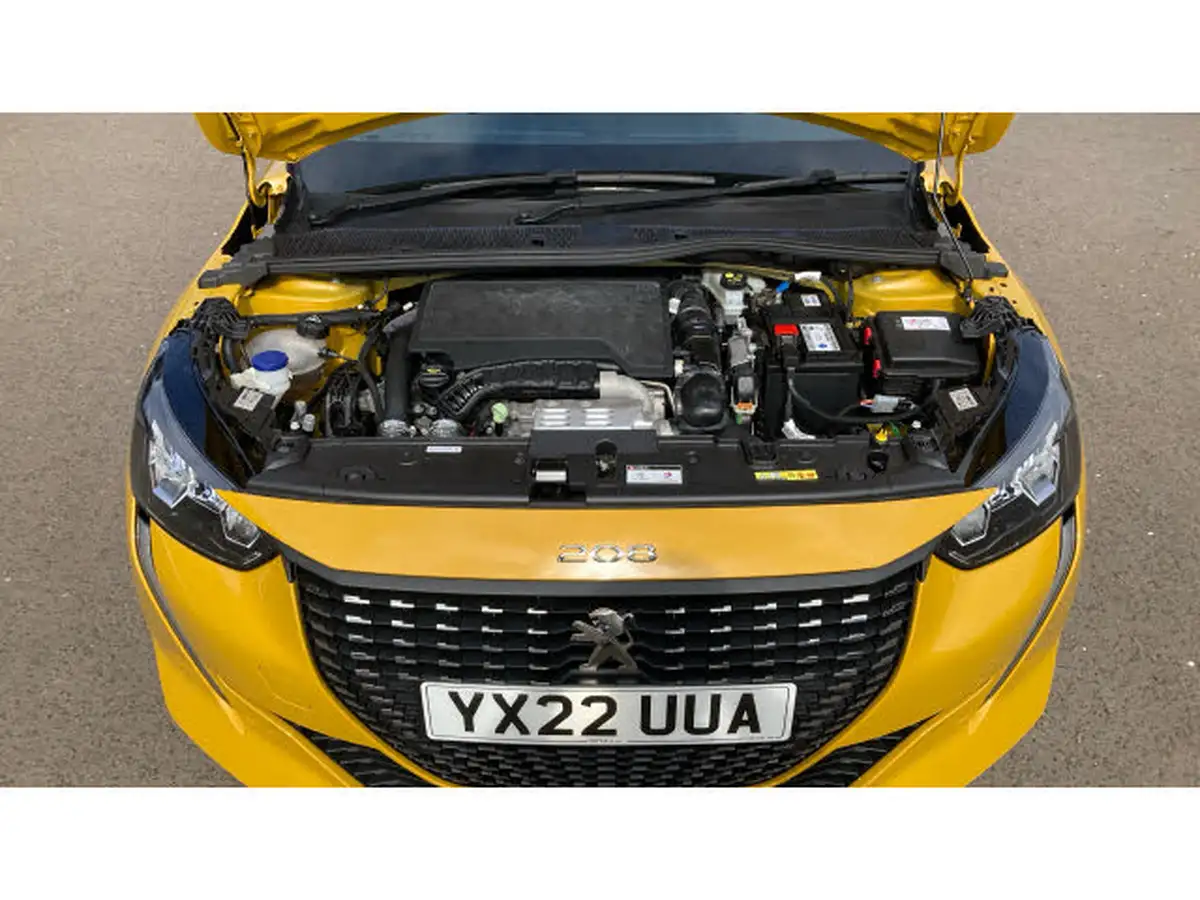 2022-peugeot-208-12-puretech-allure-premium-130bhp-eat8-big-7