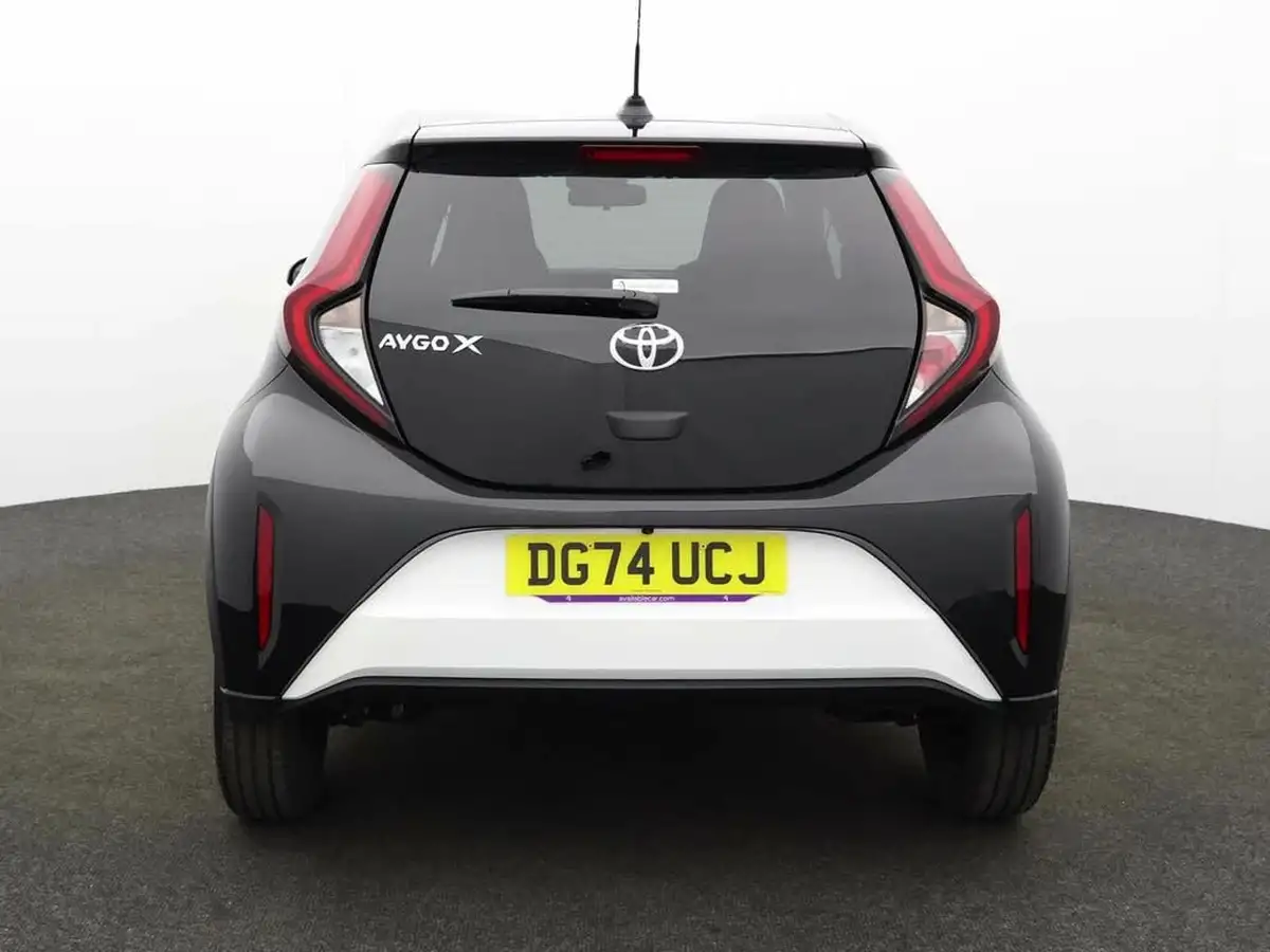 2024-toyota-aygo-x-10-vvt-i-edge-big-3