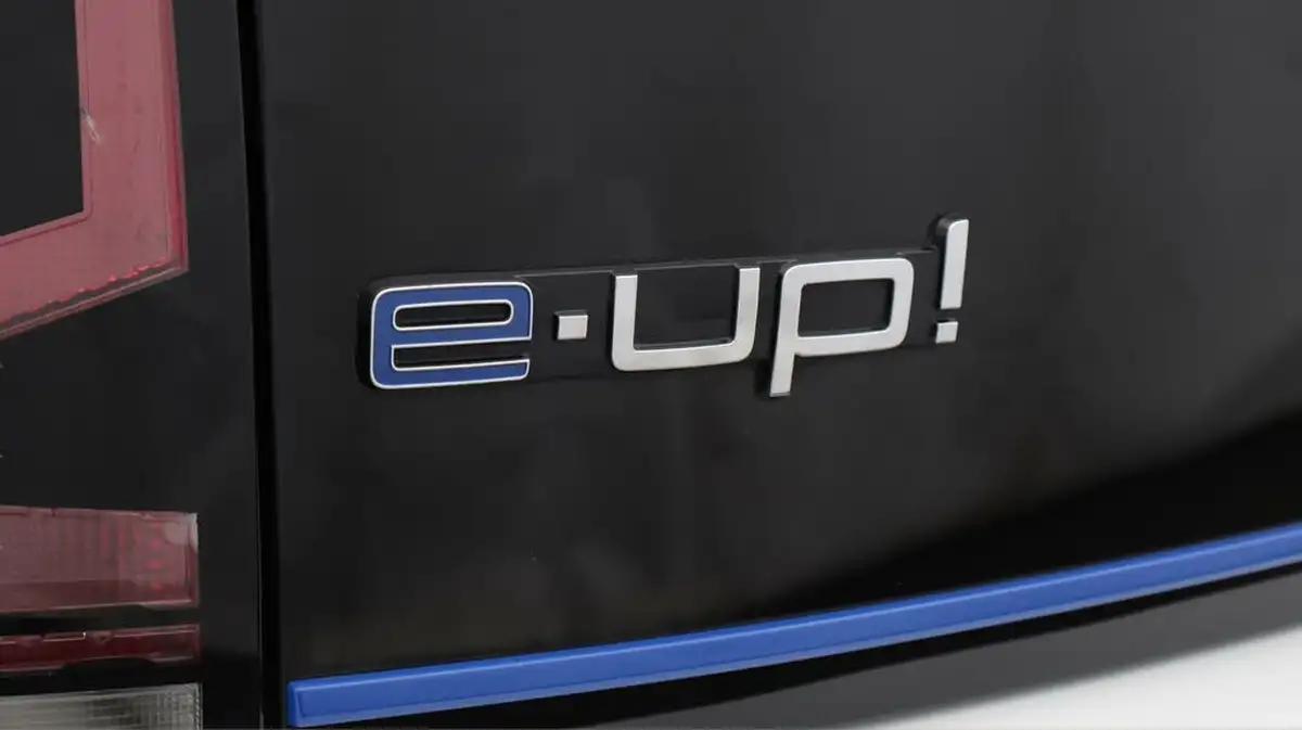 2021-volkswagen-up-e-e-up-big-20