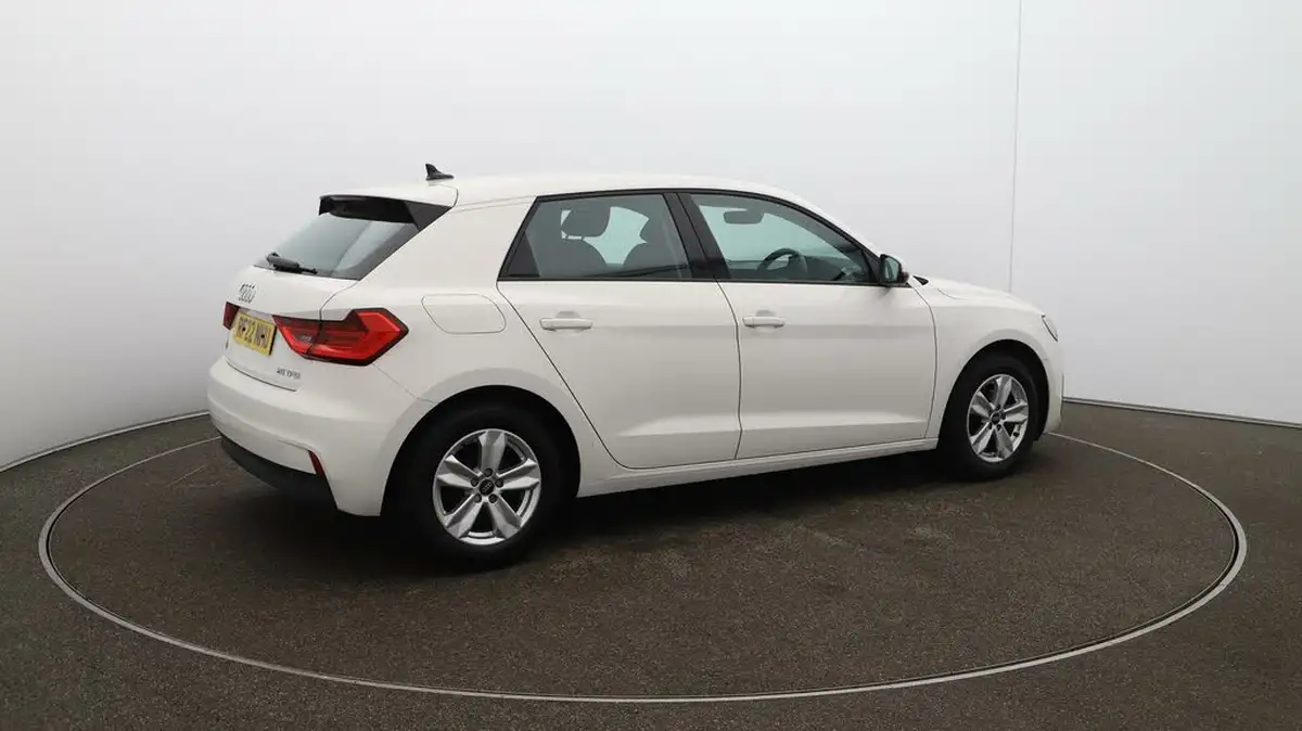 2022-audi-a1-10-25-tfsi-technik-big-51