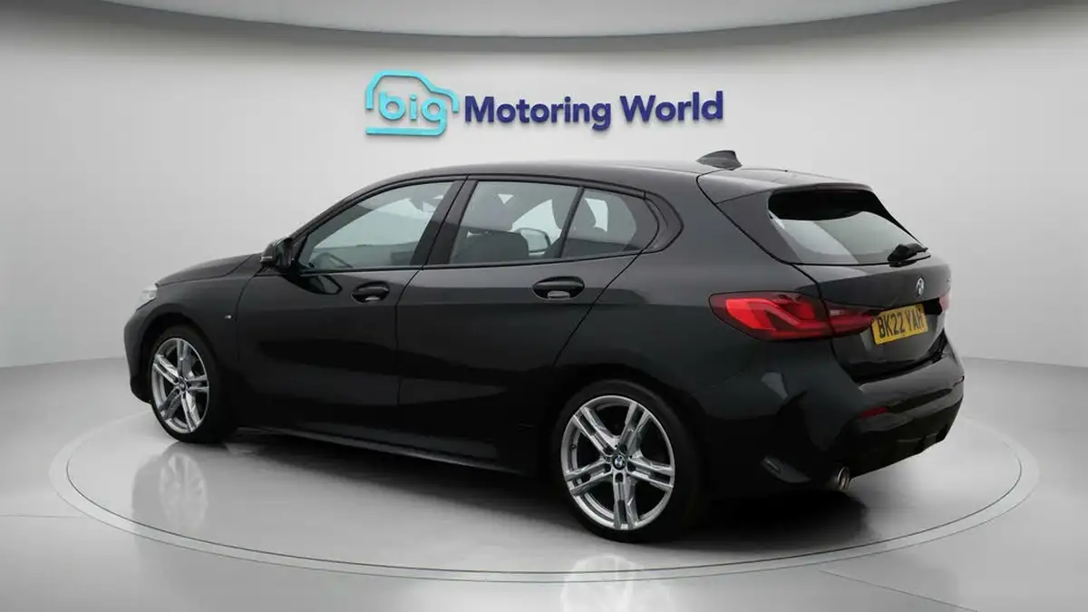 2022-bmw-1-series-15-118i-m-sport-lcp-dct-big-5