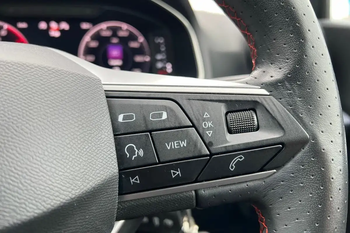 2022-seat-ibiza-10-tsi-fr-sport-95ps-big-22
