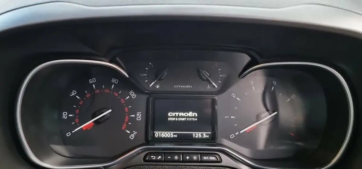 2019-citroen-berlingo-15bluehdi-feel-m-size-130ps-eat8-big-20