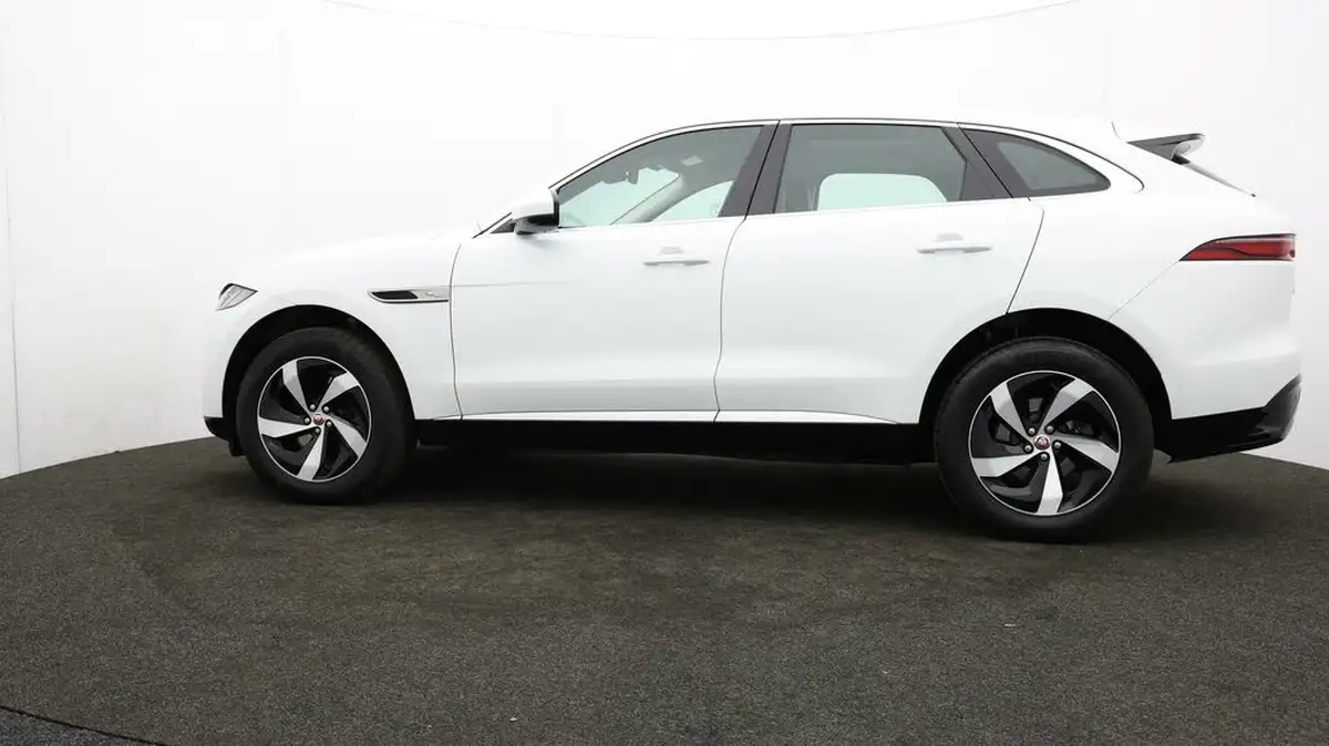 2022-jaguar-f-pace-20-d200-s-big-64