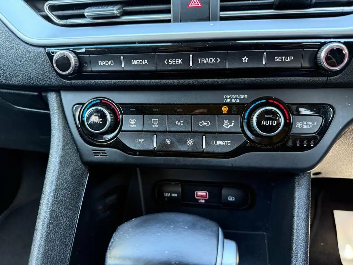 2020-kia-niro-16-gdi-2-big-29