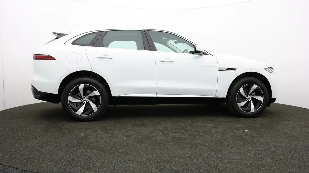 2022-jaguar-f-pace-20-d200-s-big-36