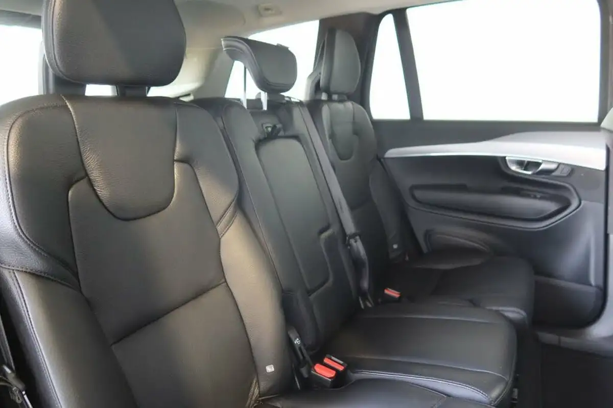 2021-volvo-xc90-20td-b5-momentum-big-19