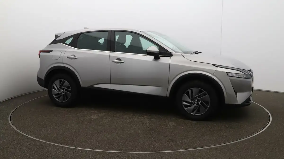 2022-nissan-qashqai-13-dig-t-acenta-premium-140ps-big-44
