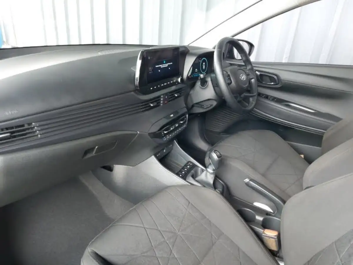 2022-hyundai-bayon-10-t-gdi-premium-120ps-big-4