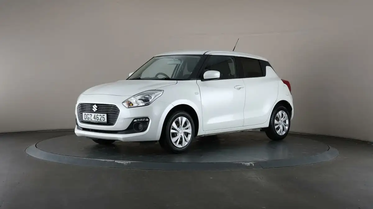 2019-suzuki-swift-12-dualjet-attitude-big-40
