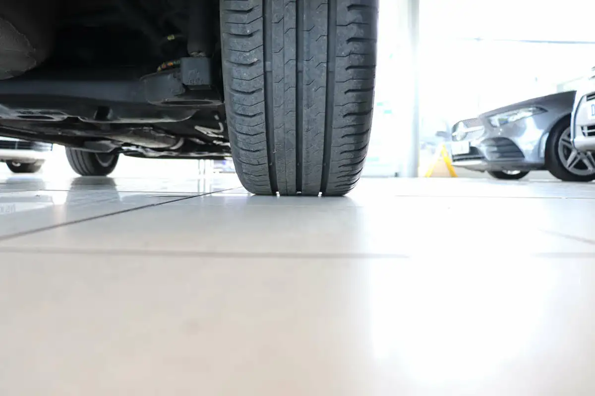 2018-volkswagen-up-10-move-up-ss-3d-big-75